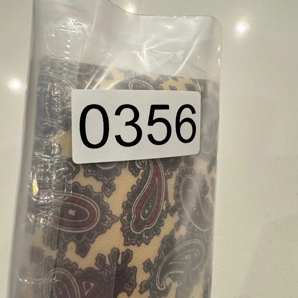 Michael Reed Collection Mens Silk Paisley Tie Red Navy Tan Made in USA RN 20567